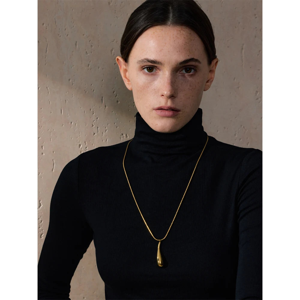 Cascade Drop Pendant Necklace in Camel — Necklaces