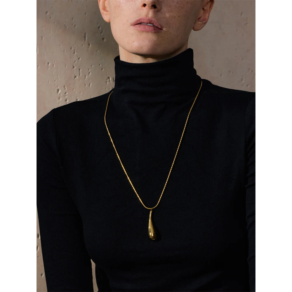 Cascade Drop Pendant Necklace in Camel — Necklaces