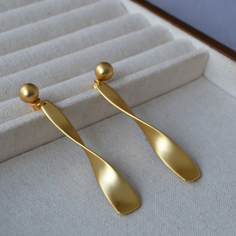 Cleo Twisted Gold Drop Earrings — Earrings