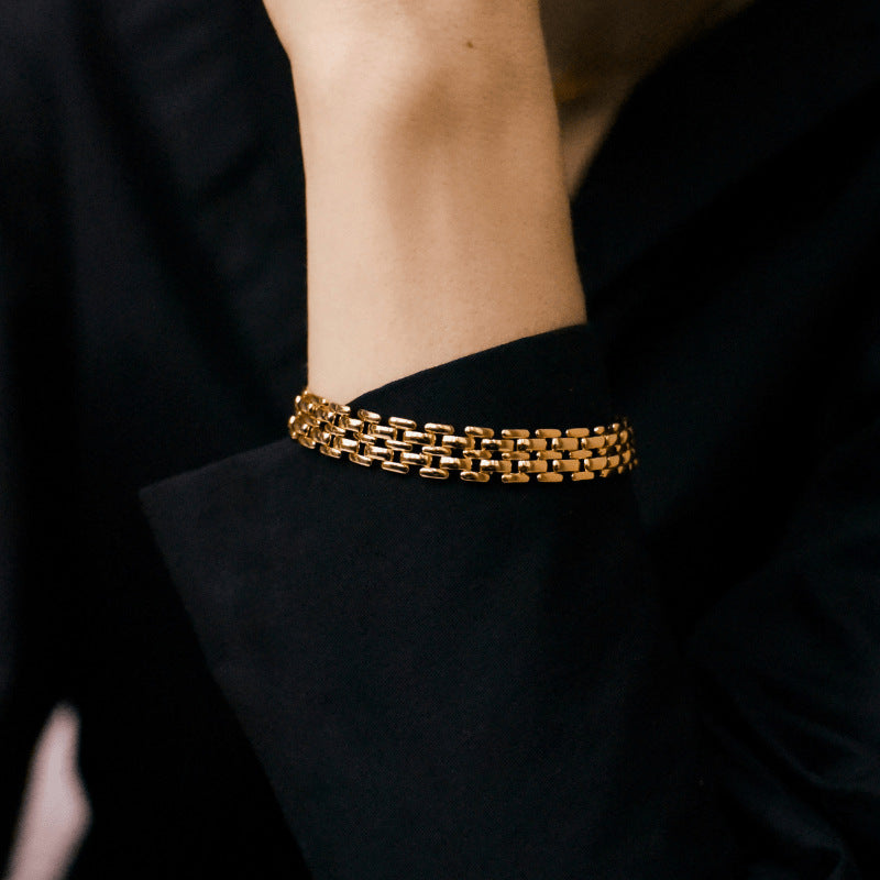 Volta Chain-Link Cuff Bracelet — Bracelets