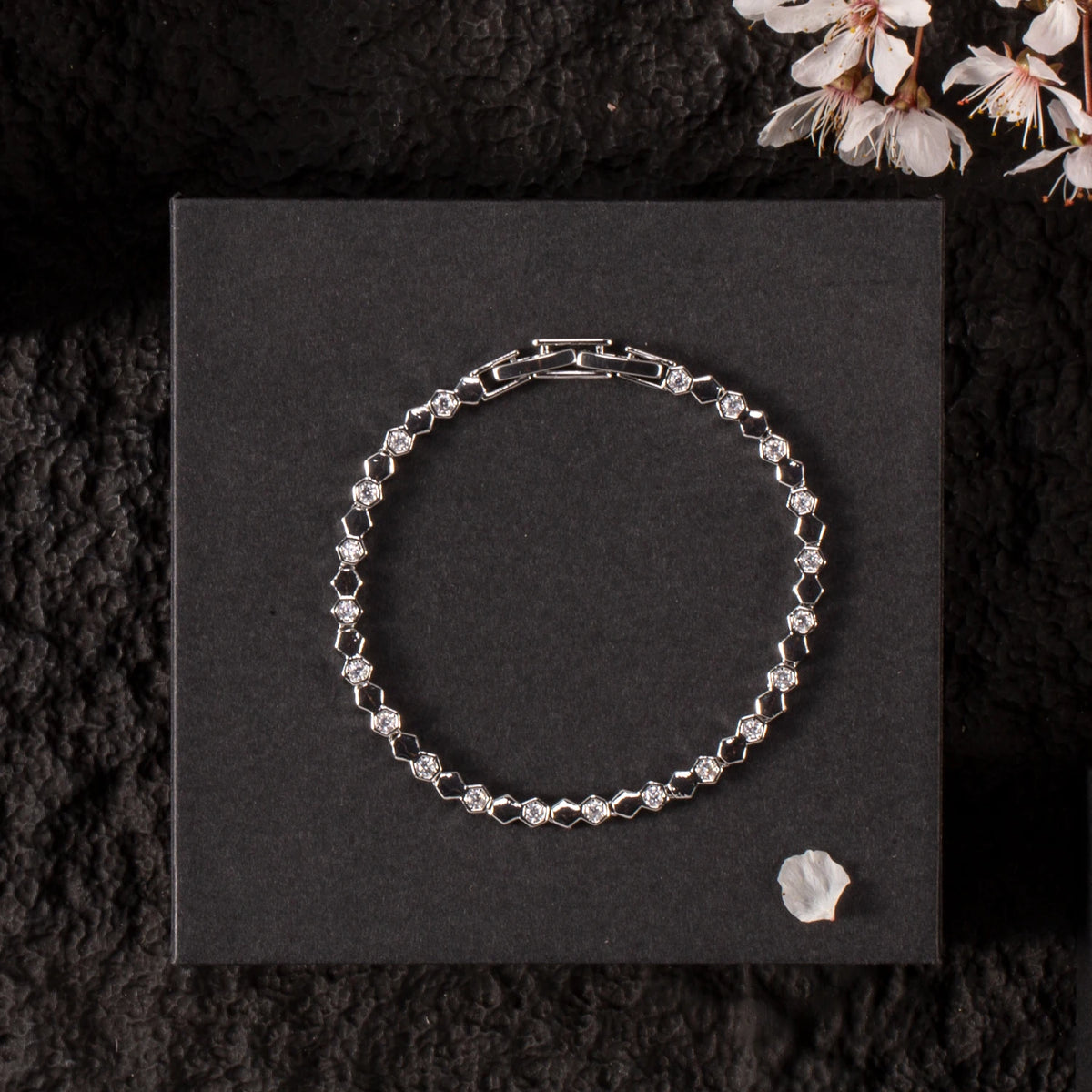 Comb Geometric Steel Bangle — Bracelets