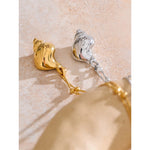 Coral Conch Pendant Necklace — Necklaces