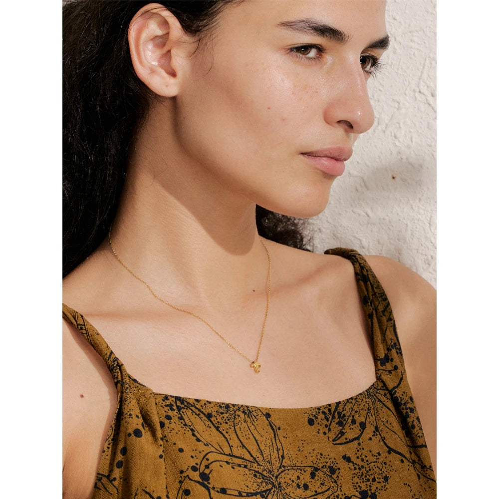Cruz Stainless Cross Necklace — Necklaces