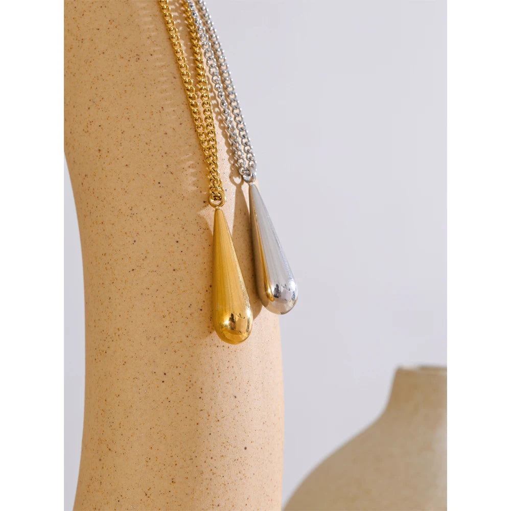 Cascade Drop Pendant Necklace in Camel — Necklaces