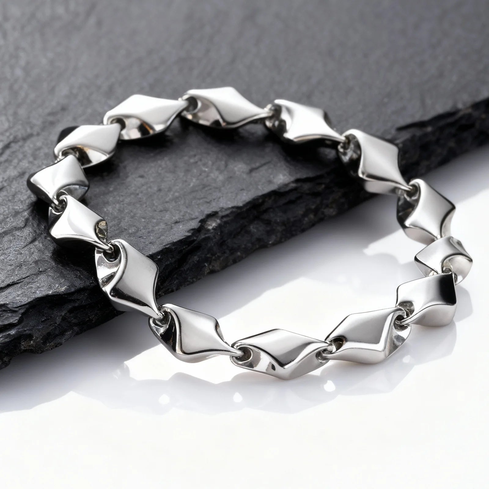 Bronx Chunky Chain Bracelet — Bracelets