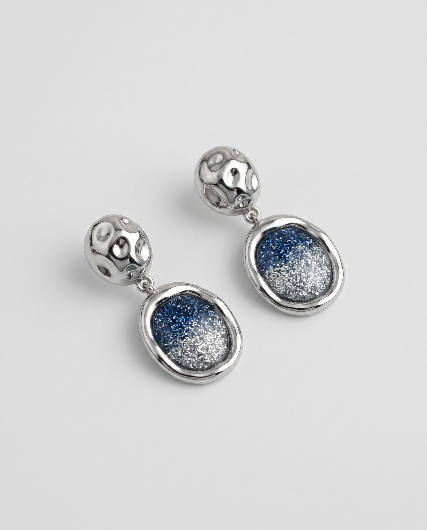 Céleste Oval Drop Earrings